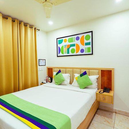 Treebo Elmas Grand Hotel Бангалор Екстериор снимка