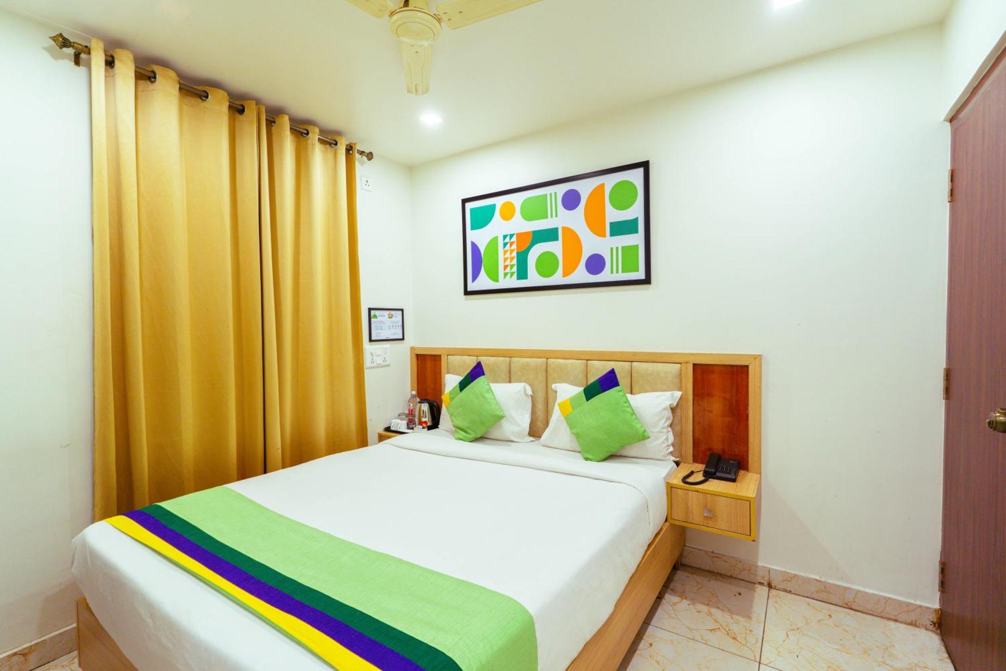 Treebo Elmas Grand Hotel Бангалор Екстериор снимка