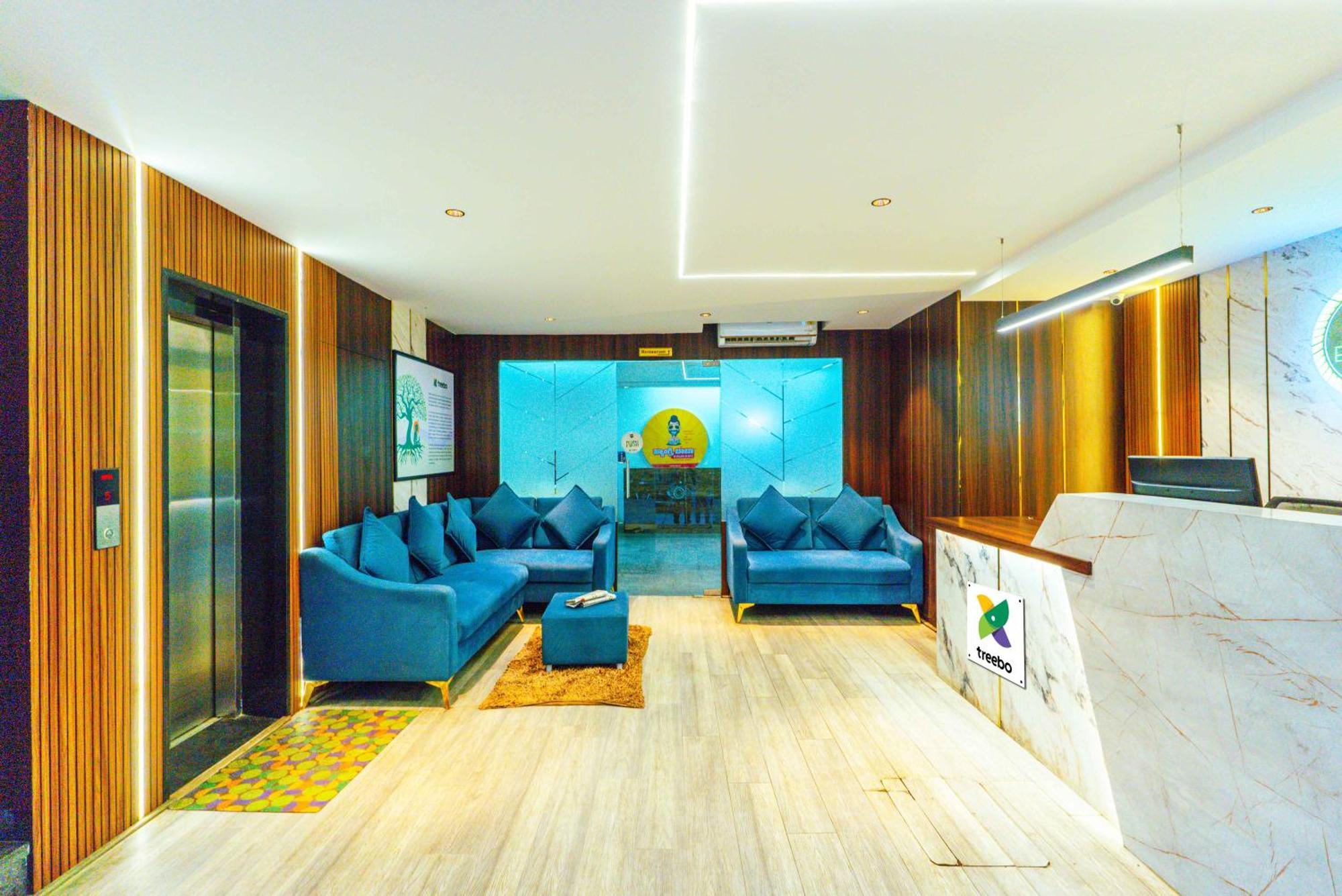 Treebo Elmas Grand Hotel Бангалор Екстериор снимка